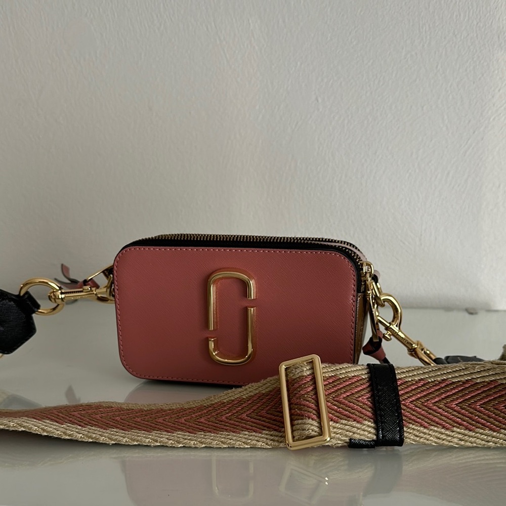 Marc Jacobs Pink Snapshot bag